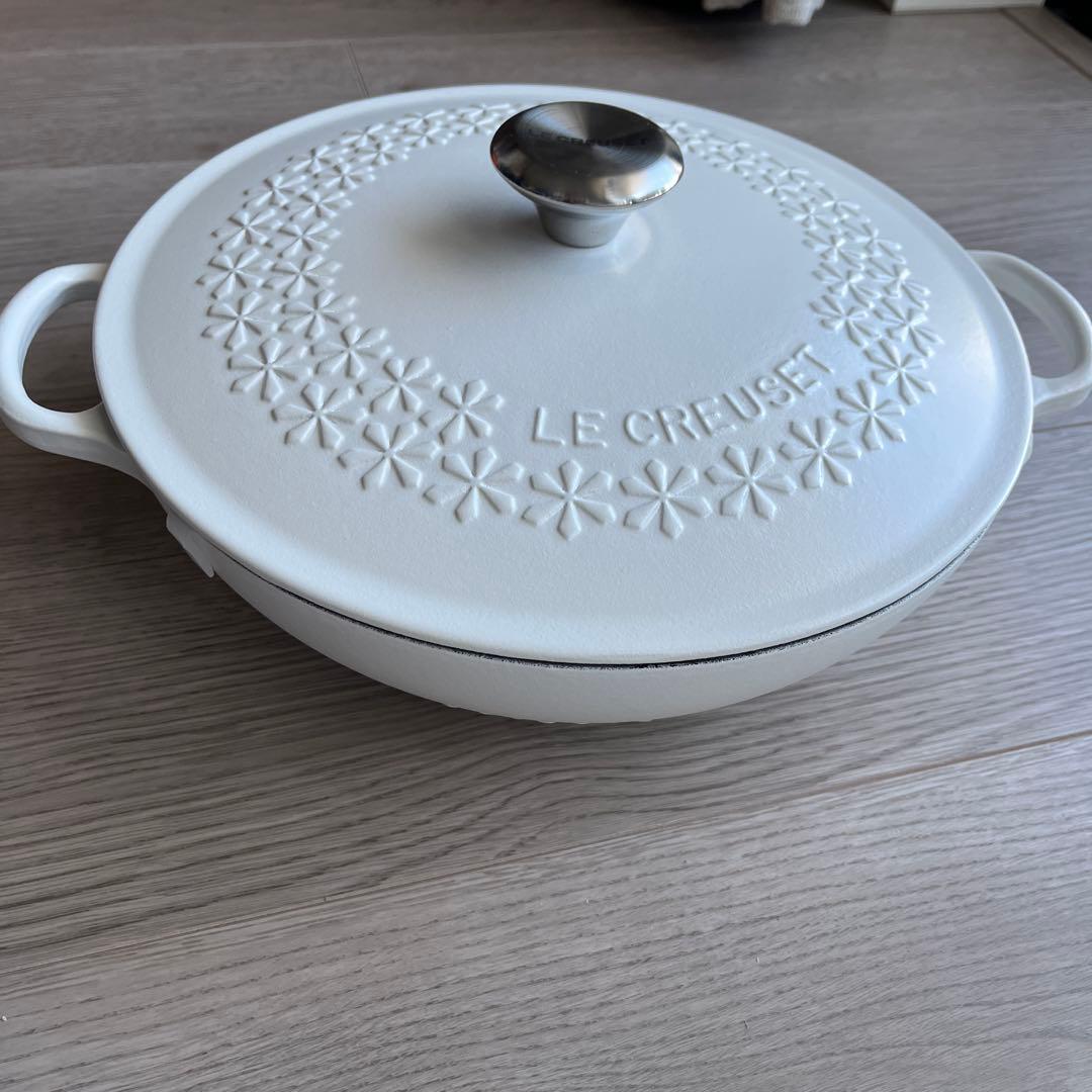 新品希少　ル・クルーゼ　マルミット28センチ