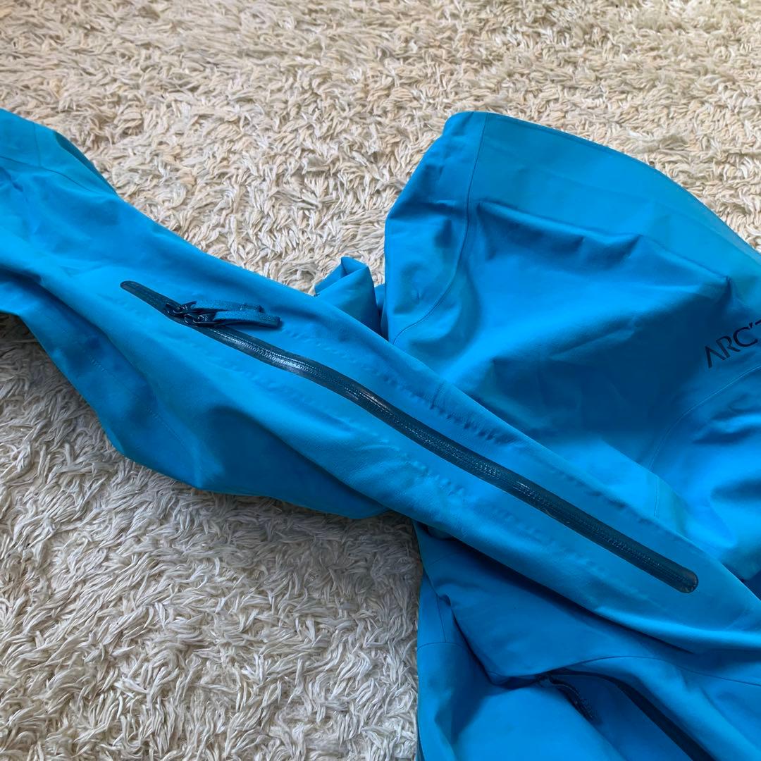 ARC’TERYX GORE-TEX ハードシェル S 水色 テック