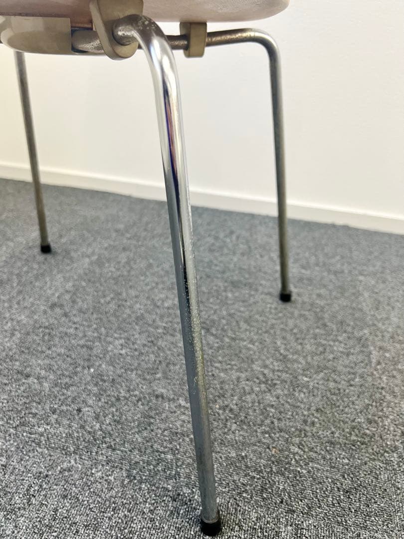 アルネヤコブセン アントチェア1脚【管理番号:H】