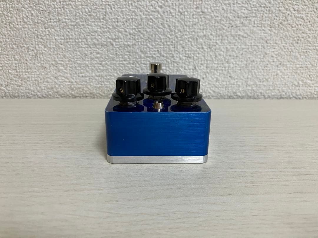 Leqtique CLHD ほぼ新品