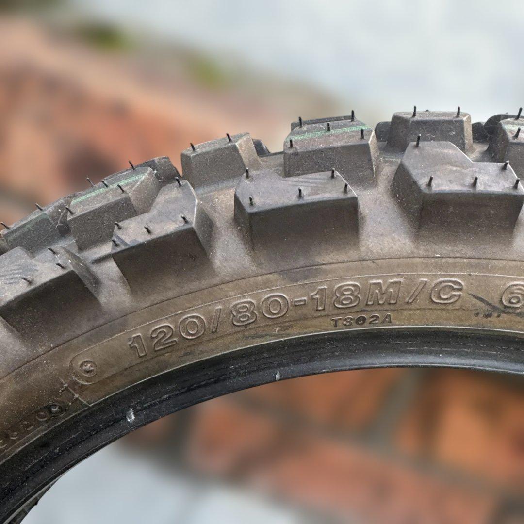 ブリジストン　TW-３０１　TW-３０２　セロー２５０　セロー２２５　前後セット