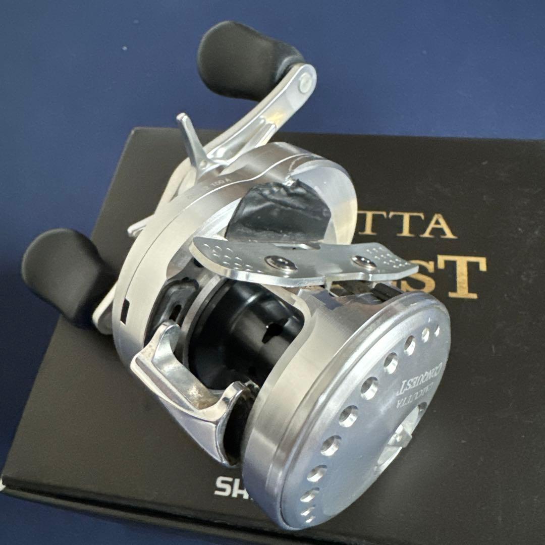 シマノ　21カルカッタコンクエスト　100 RIGHT ジャンク品