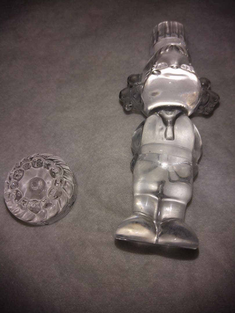 ペコちゃん　不二家　クリスタルペコちゃんコレクション