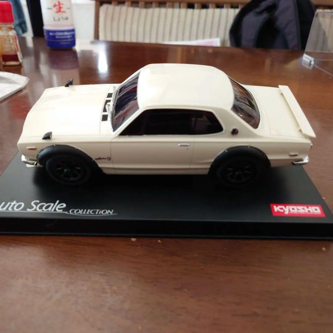 京商ミニッツ　ハコスカ白ボディーハロゲンライト付き