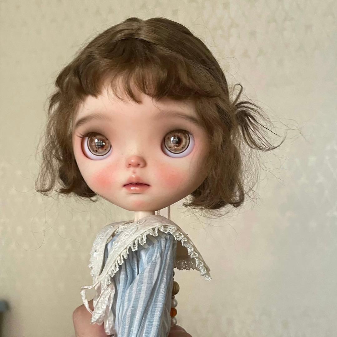 カスタムブライス 海外作家様 小さなお目目 かわいい ハーフ 大人しい 人形