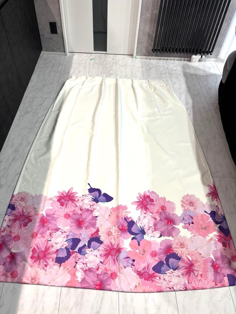 新品未使用Radyトロピカルフラワーカーテン