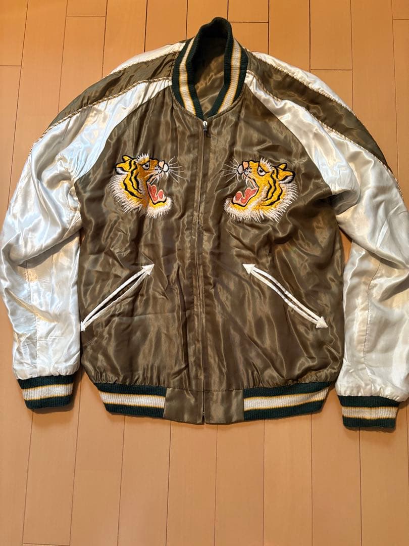 Y*Y様 美品　BEAMS別注　東洋エンタープライズ　リバーシブル　虎刺繍　スカ