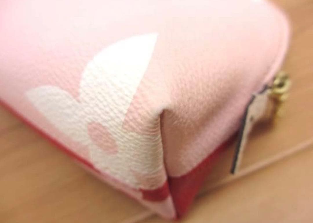 美品 ルイヴィトン モノグラムジャイアント ポシェット・コスメティックポーチ