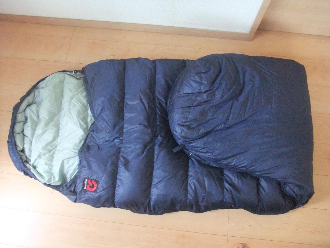 天山 Tianshan ダウンシュラフ ダウン量650ｇ　スリーピングバッグ