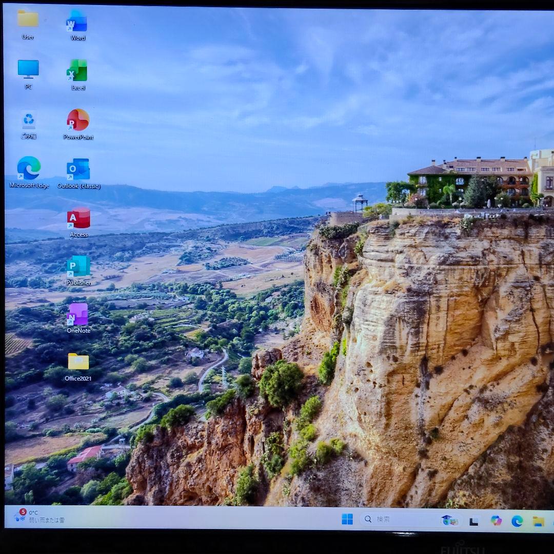 富士通 FMVN77E3GC NH77/E3 ノートPC 17.3インチ