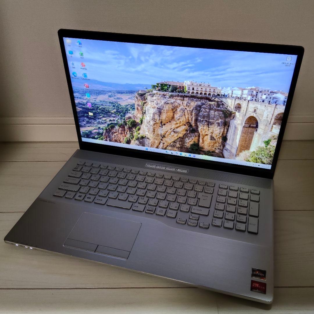 富士通 FMVN77E3GC NH77/E3 ノートPC 17.3インチ