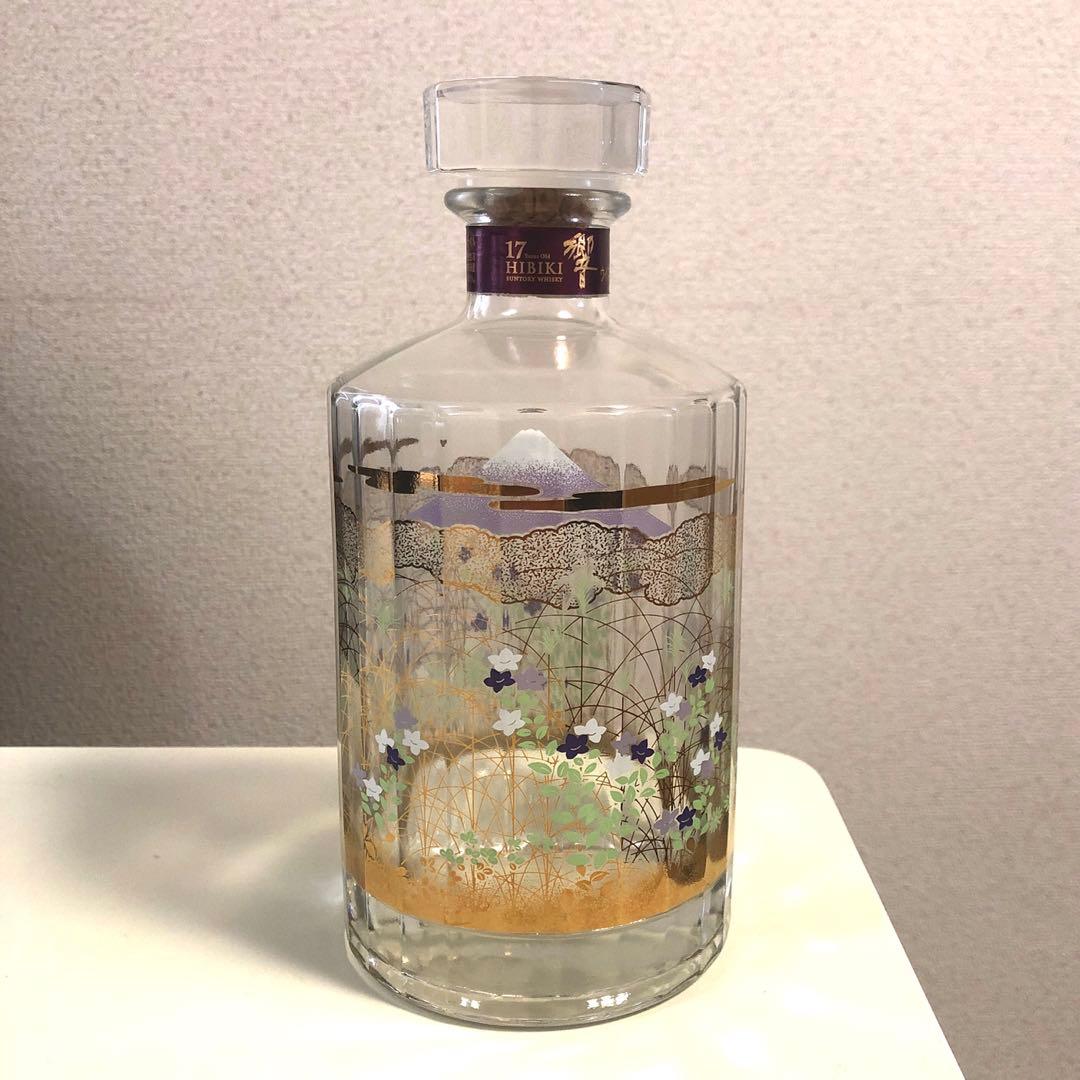 響17年限定意匠ボトル　富士山　ウィスキー　サントリー　＊正規品の空きボトルです