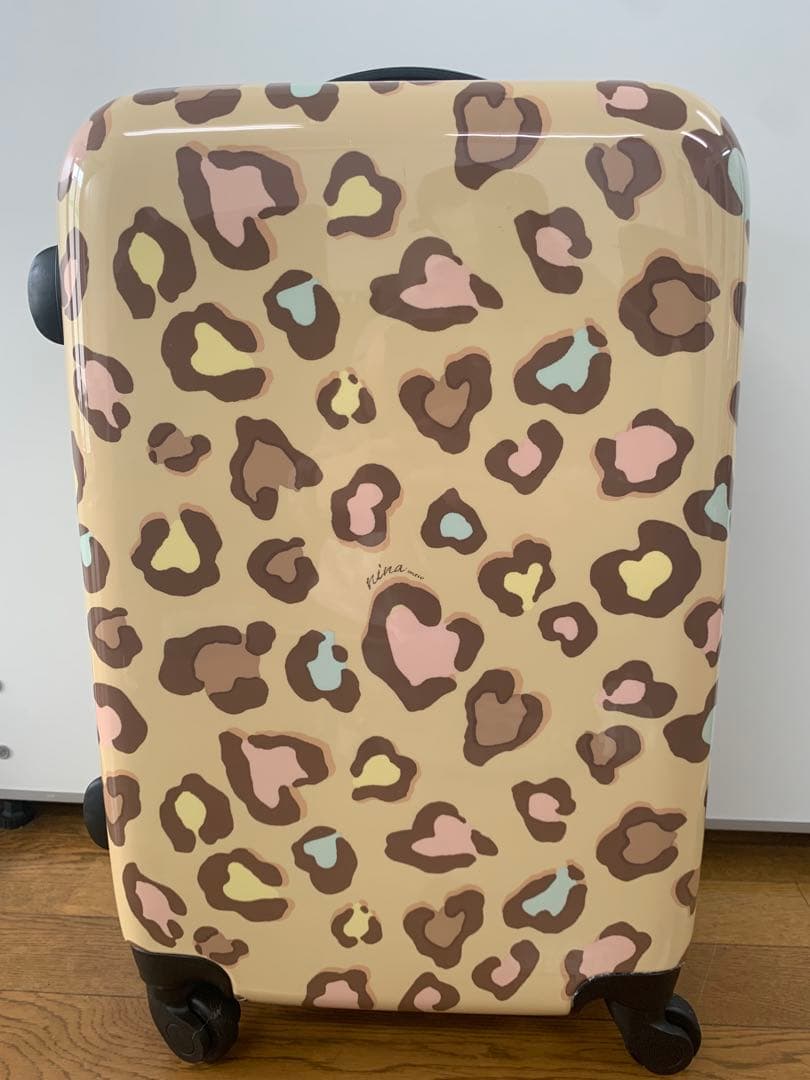 ヒョウ柄 中型キャリーケース
