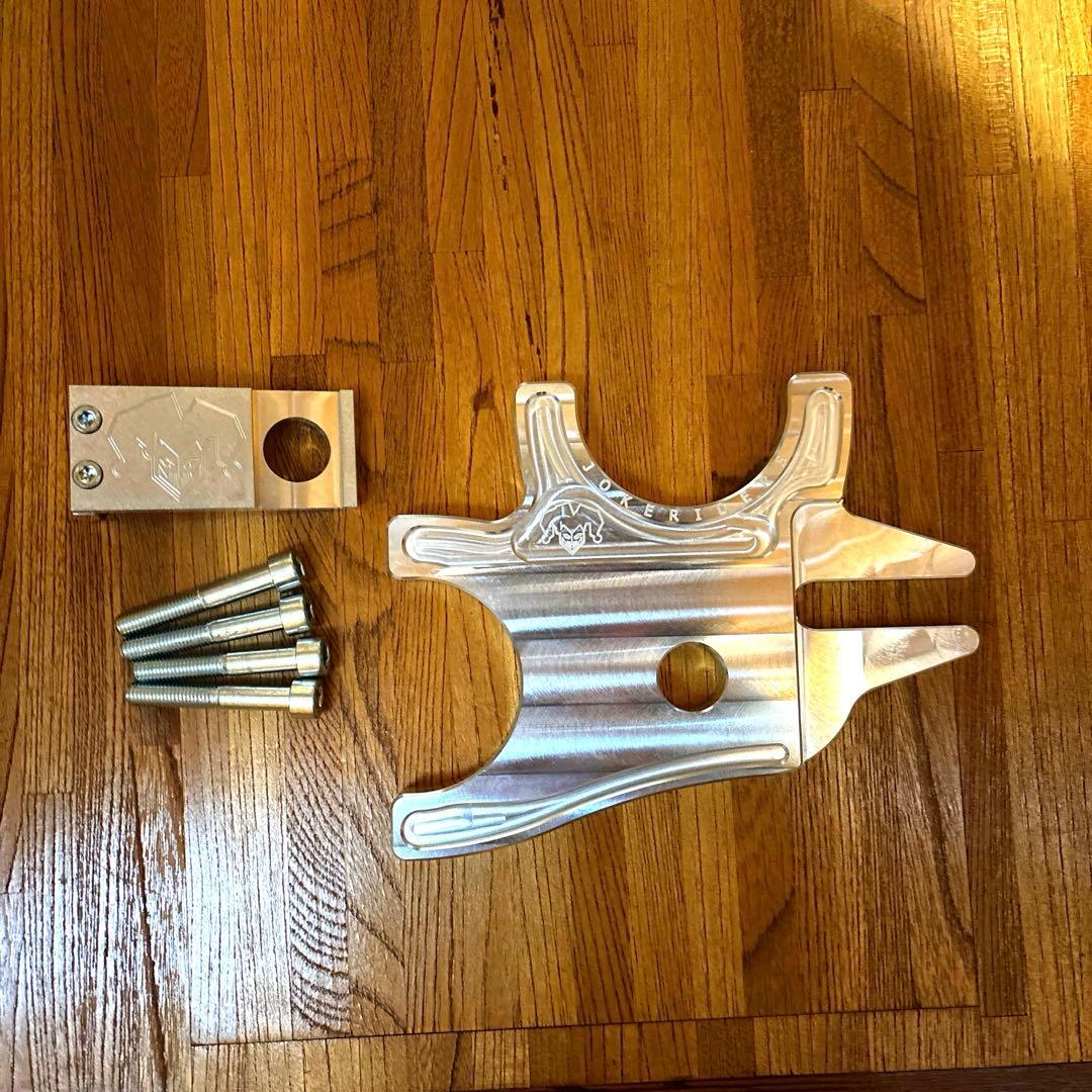 ZX-6R JOKERIDERS製デュアルキャリパーブラケットセット