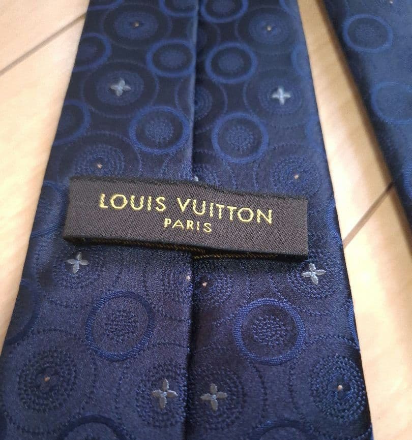 美品　ルイヴィトン　 ネイビー ネクタイ