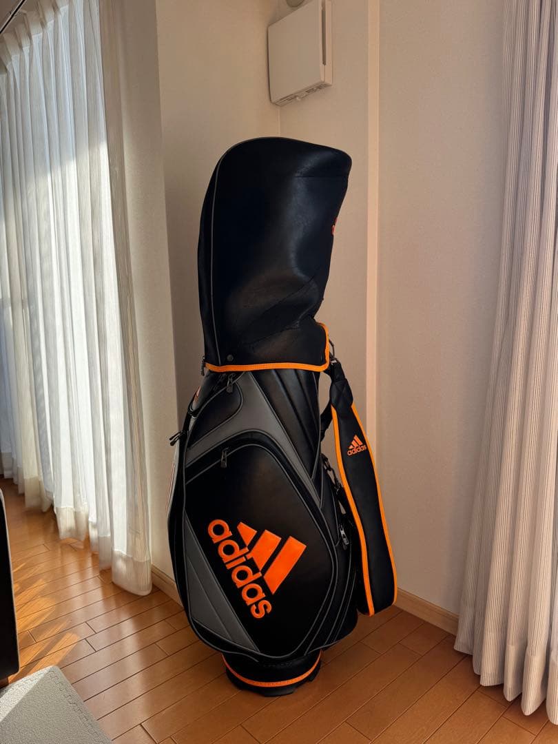 adidas アディダス　キャディバッグ　ブラック×オレンジ配色　即日発送可能‼️