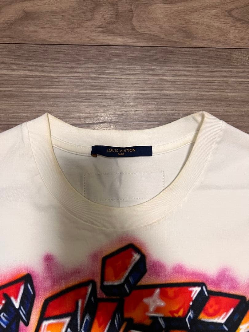 ルイヴィトン 22SS グラフィット ロゴプリントクルーネック 半袖　訳あり格安