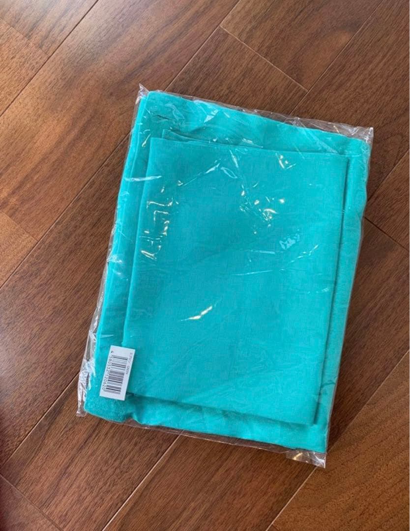 タキマキ　滝沢眞規子さん　ターコイズ エプロン　 ストライプリボン