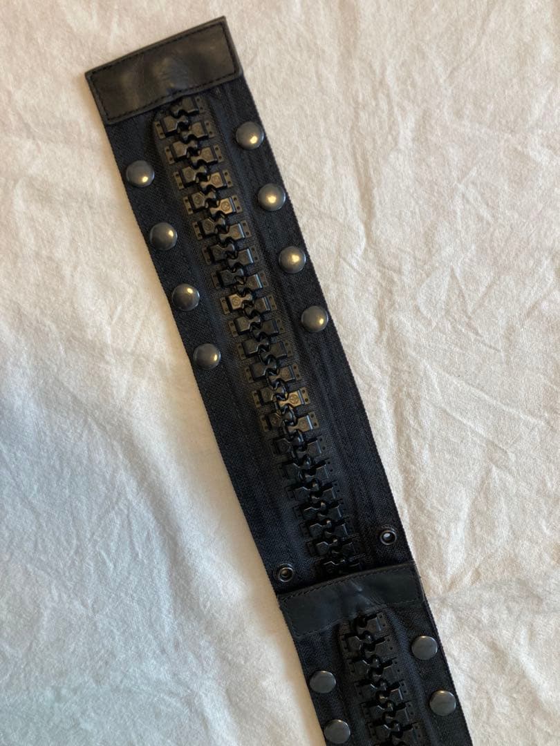 TOUGH JEANS SMITH デカジップ ボディバッグ