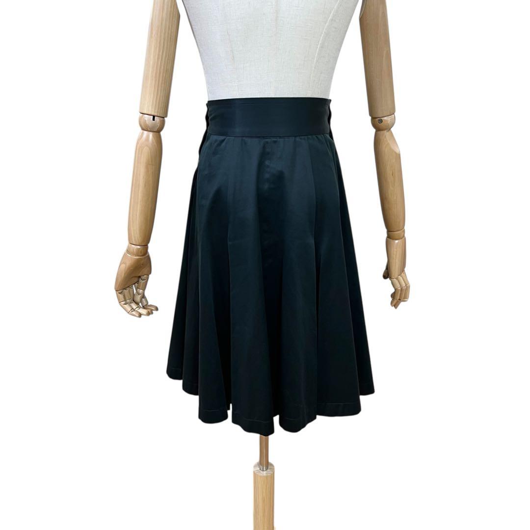 CHANEL サテン　プリーツスカート　金ボタン　ココマーク　ゴールドボタン