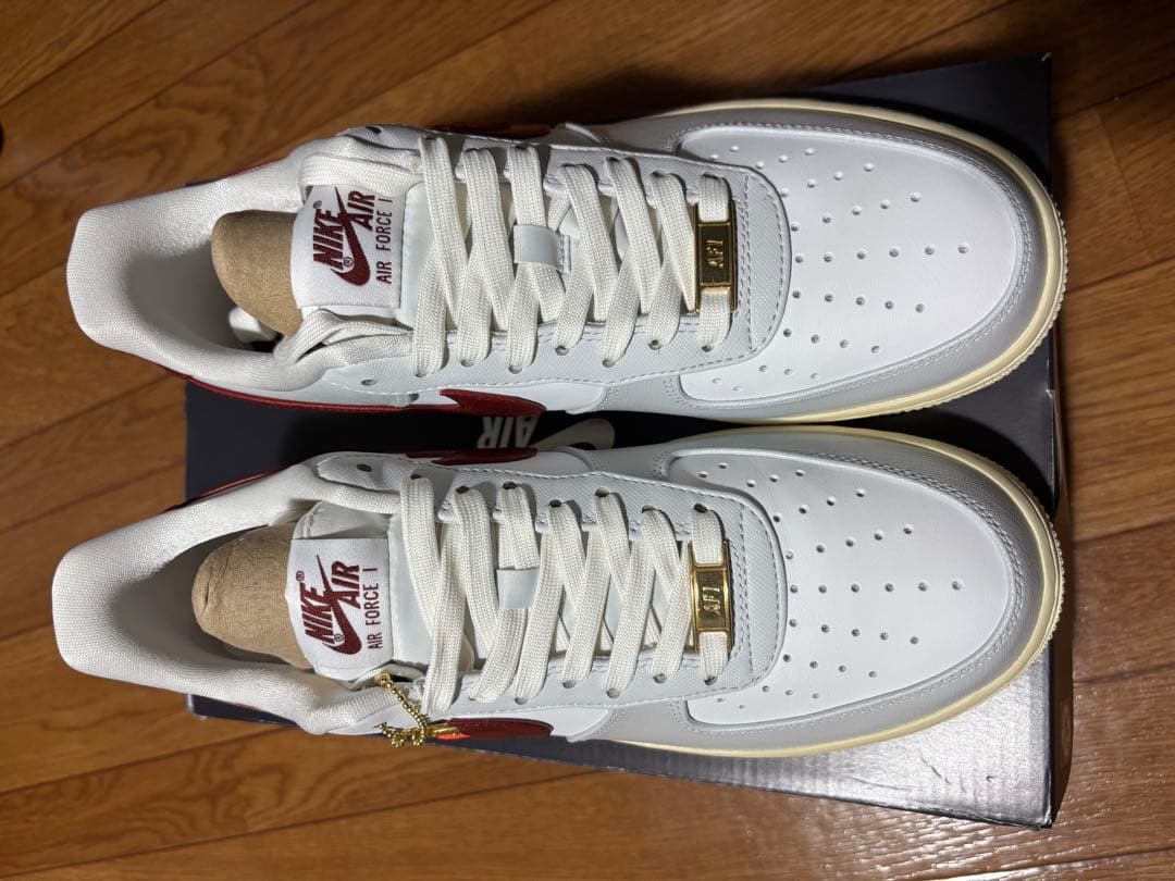 お値下げ★NIKE WMNS AIR FORCE 1 '07 SE 9.5