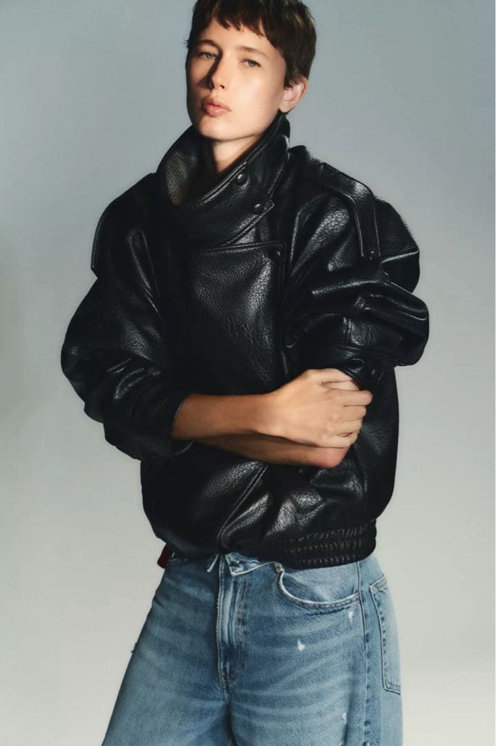 Zara ブラックレザージャケット4391872800