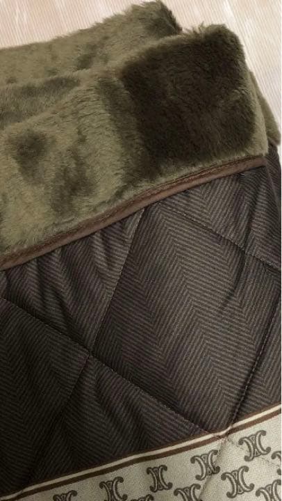 新品　セリーヌ　こたつ掛けふとん　正方形