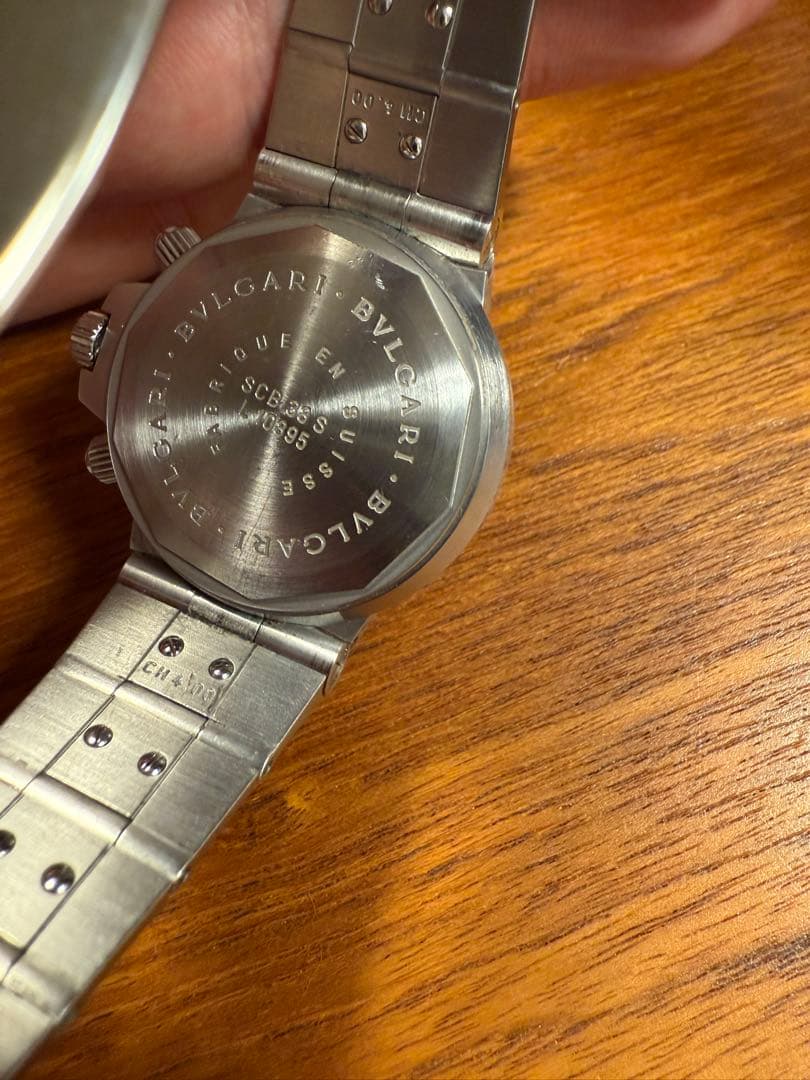 ブルガリ ディアゴノ スクーバ クロノ SCB38S メンズ