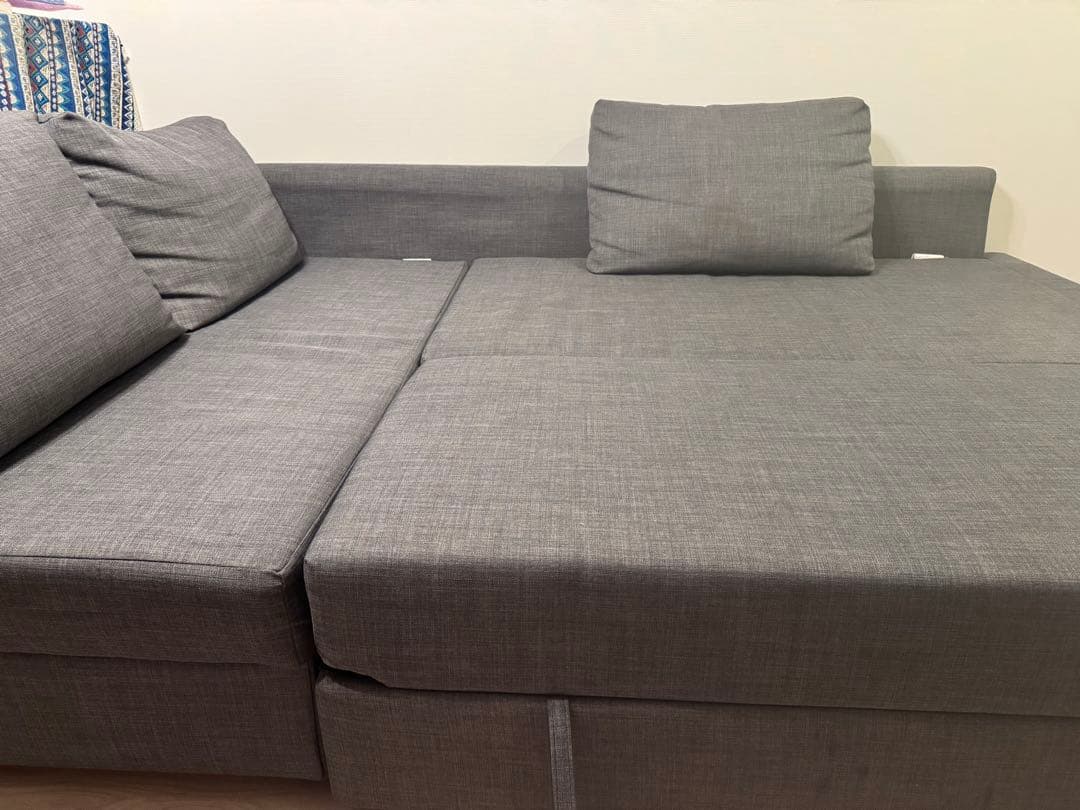 ア*ニ様 IKEA ソファFRIHETEN フリーヘーテン