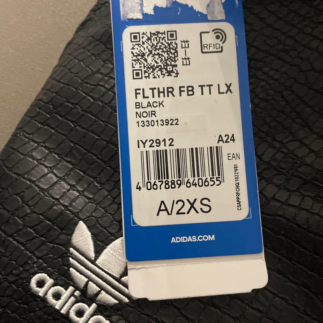 xsブラック新品adidasパイソン柄プレミアムフェイクレザートラックトップ黒