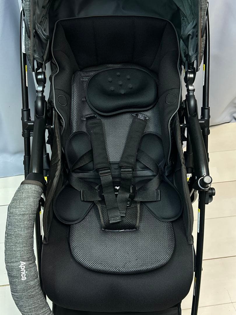 アップリカ　ラクーナビッテクッション 2022年モデル