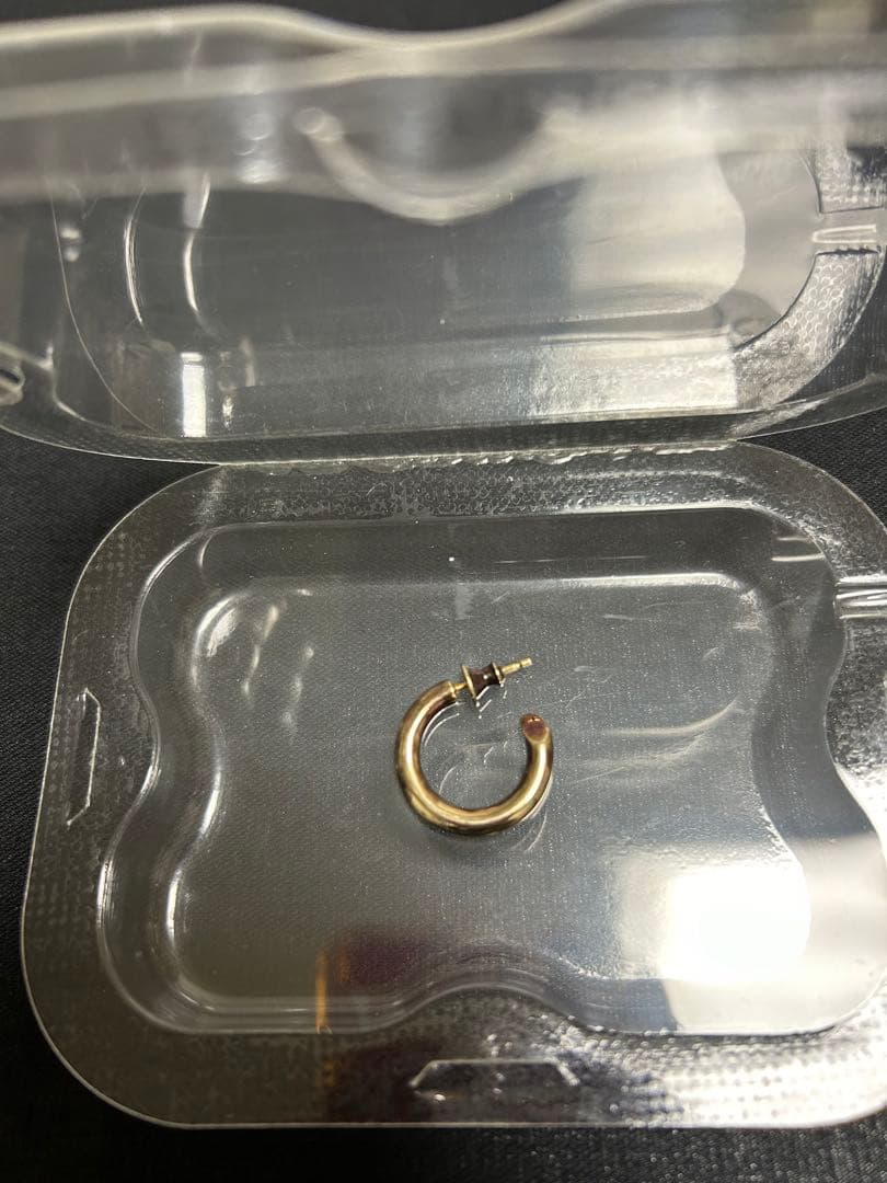 U*K様 CAREERING 501 ゴールド　フープピアス