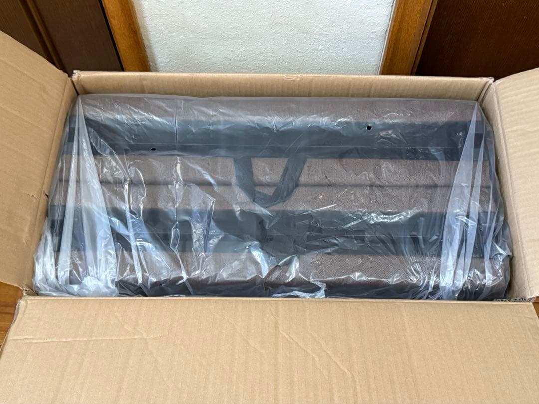 コンパクト折りたたみベッド