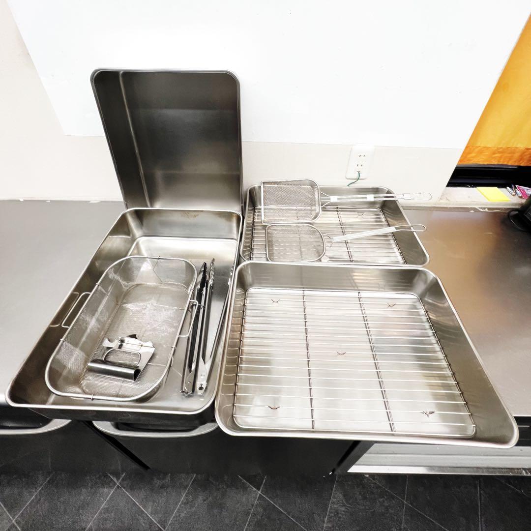 【まとめ売り】ステンレス深型組バット 、角バット（網付き）、トングなど