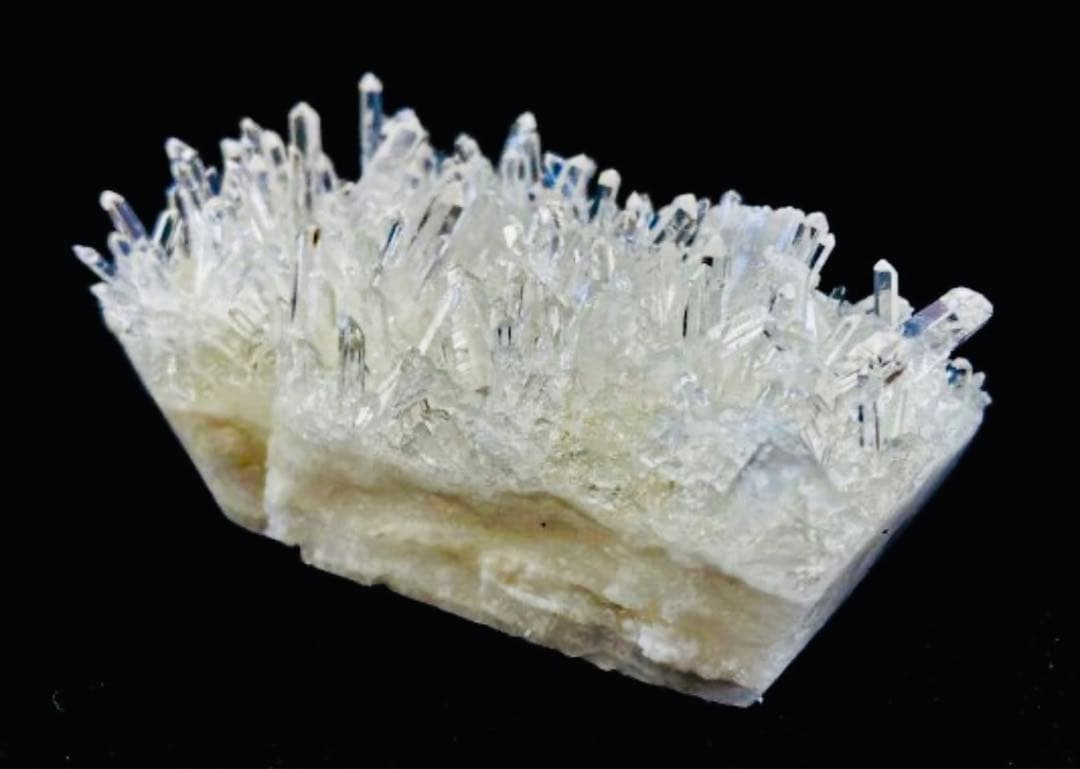 天然水晶クラスター　水晶　浄化　インテリア　クラスター　置き物　寝室　玄関