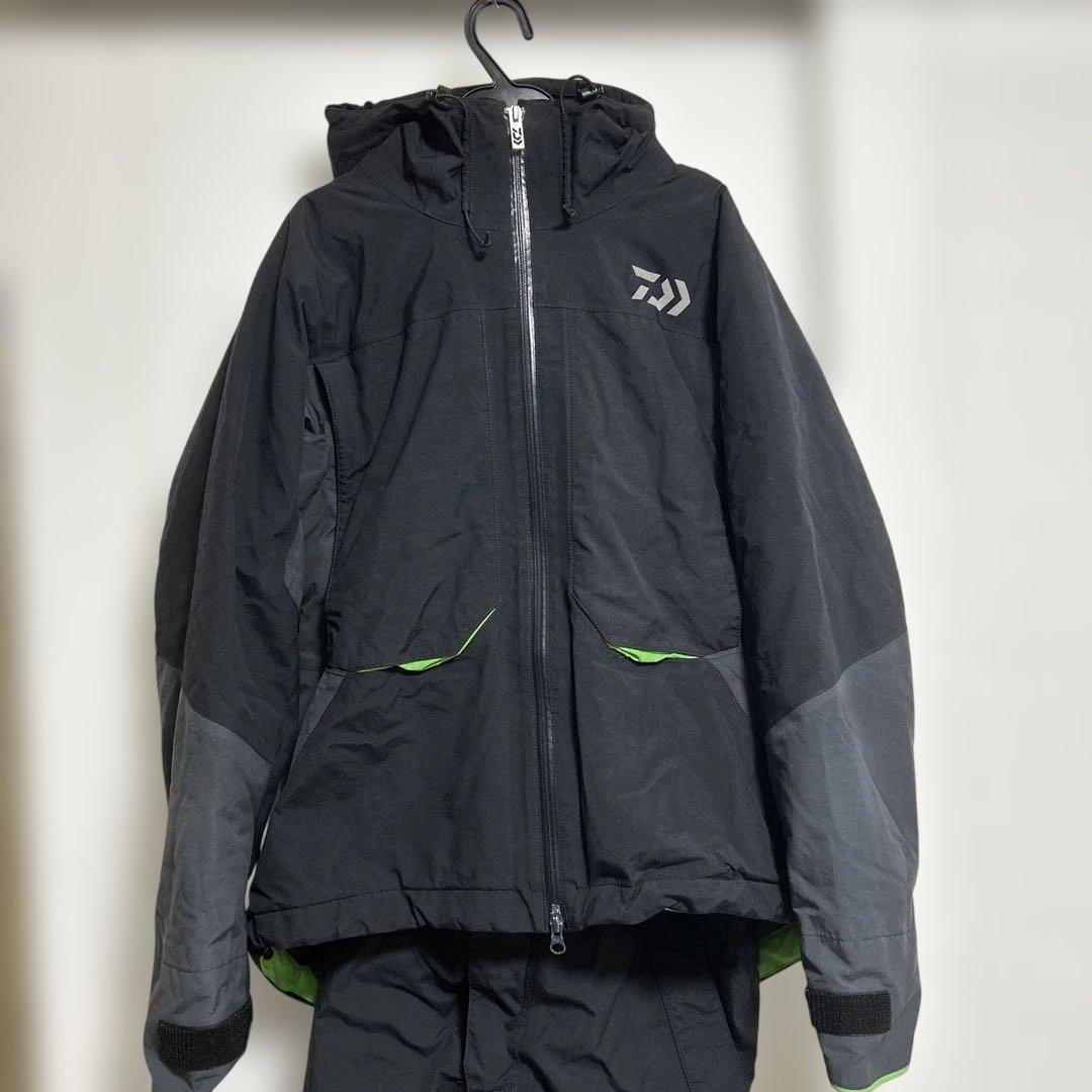 ダイワ フィッシングスーツ 防寒着　上下セット ブラック　ゴアテックス