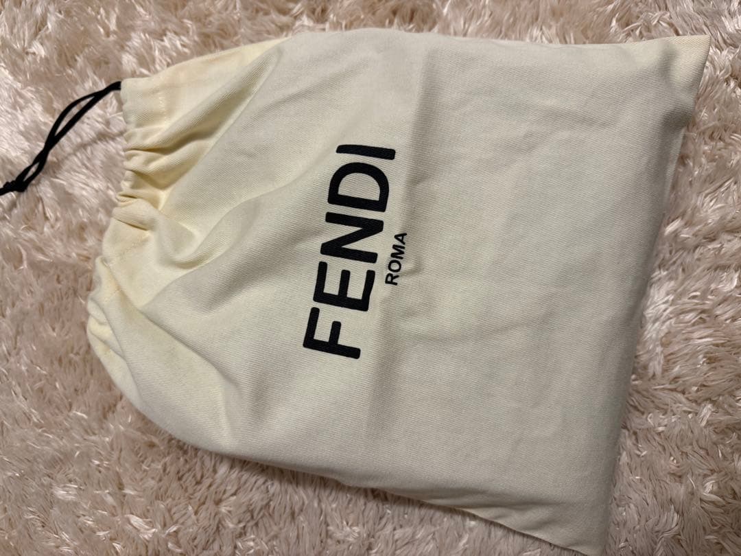 FENDI フェンディ　ズッカ柄　マフラー