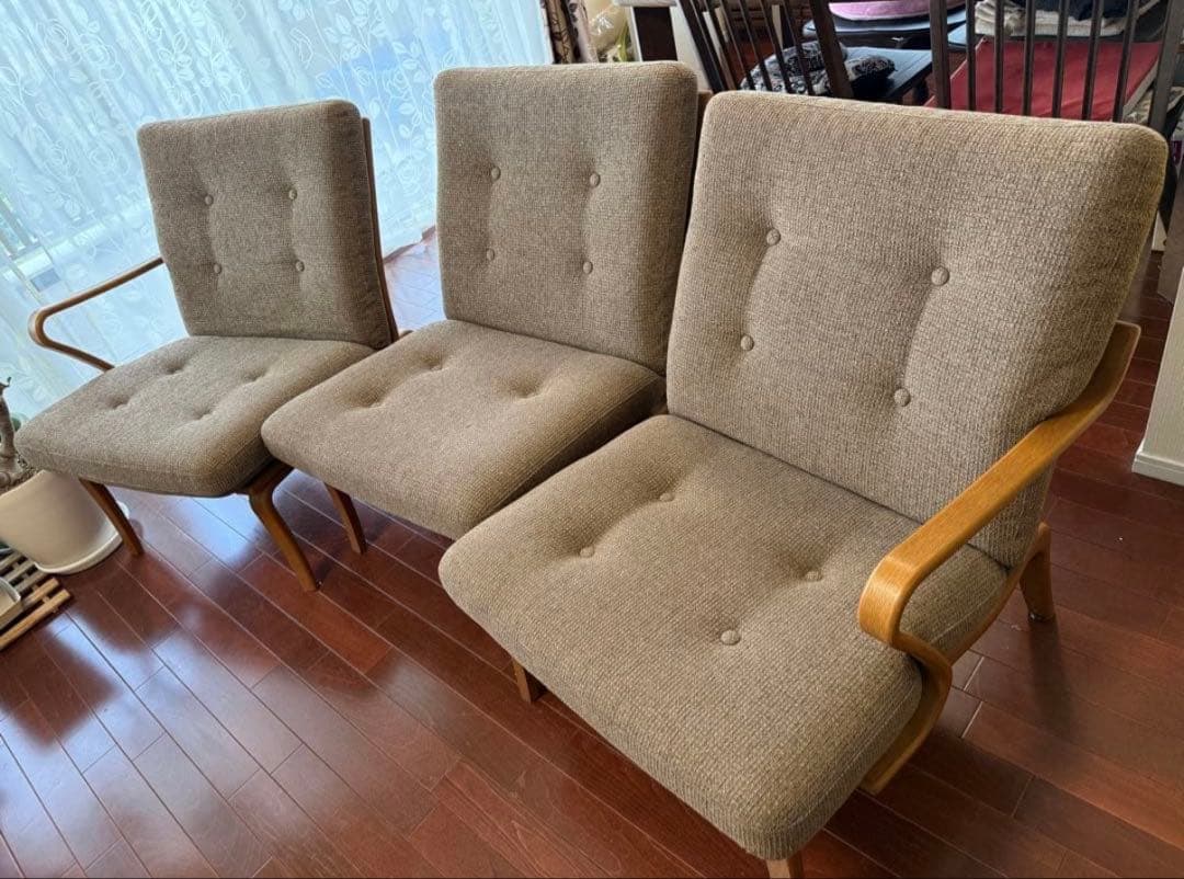 Kaera様　冨士ファニチア　セパレート　３人掛けソファ 1/3