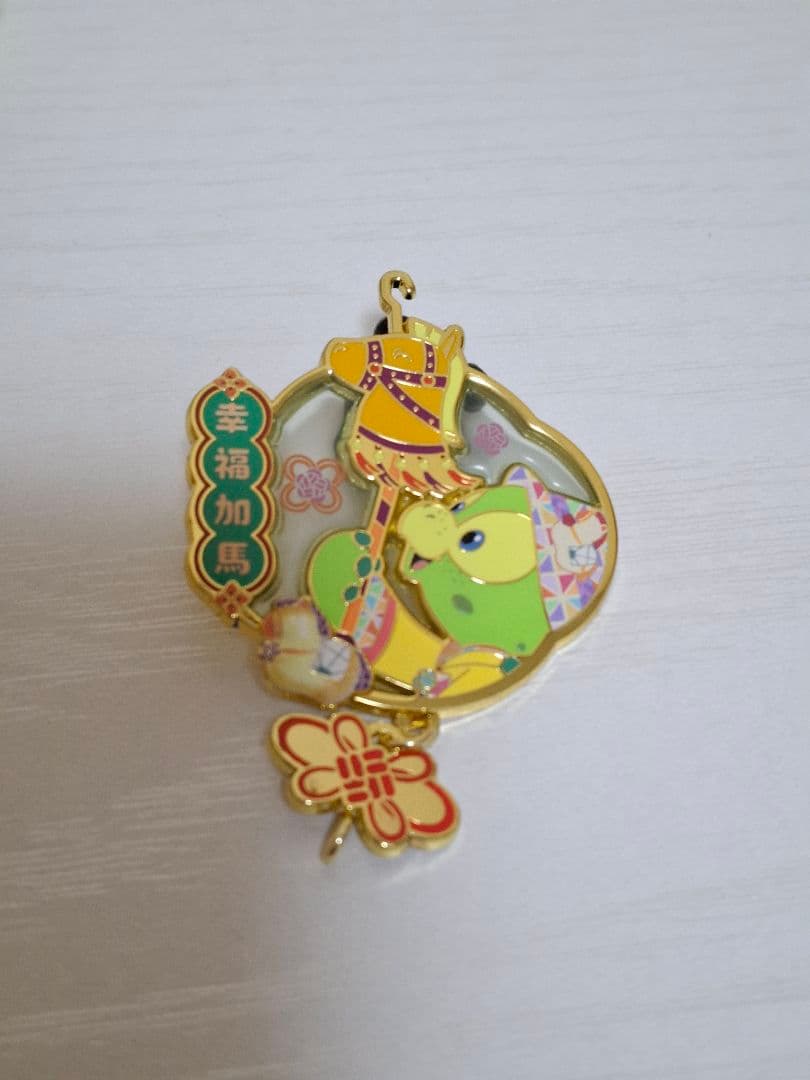 香港ディズニー ダッフィー&フレンズ 旧正月・春節 ピンバッジ 4個セット