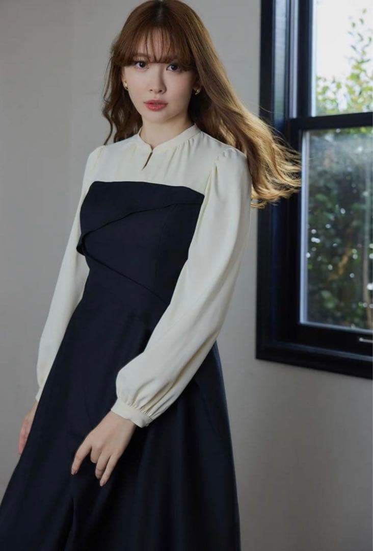 ワンピース Herlipto Bicolor Draped Dress