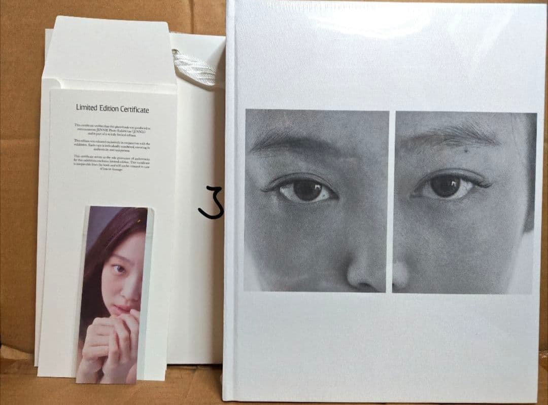 JENNIE J2NNI5 写真展 ジェニ 写真集 フォトブック　特典付き