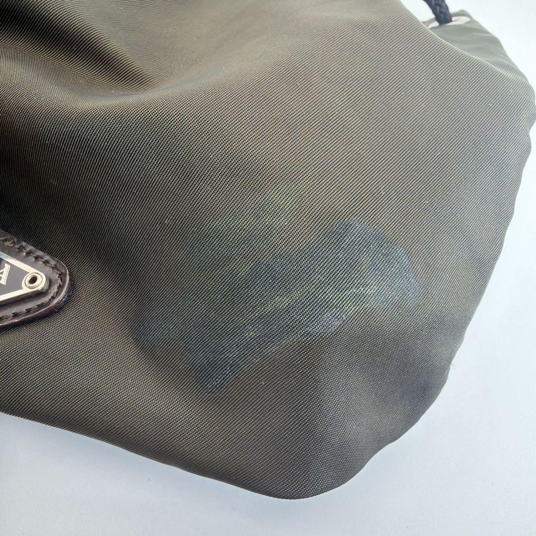 良品 PRADA 巾着ポーチ カーキ ヴィンテージ ナイロン 三角ロゴ