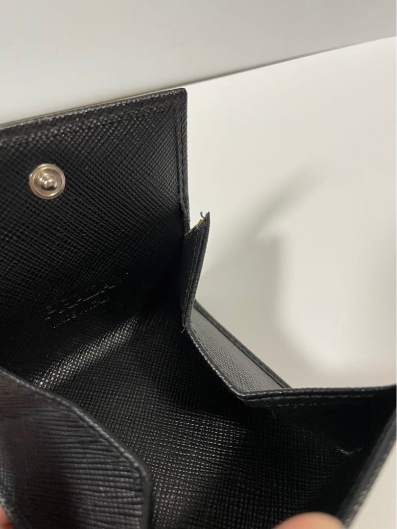 PRADA プラダ サフィアーノレザー トライアングル ケース