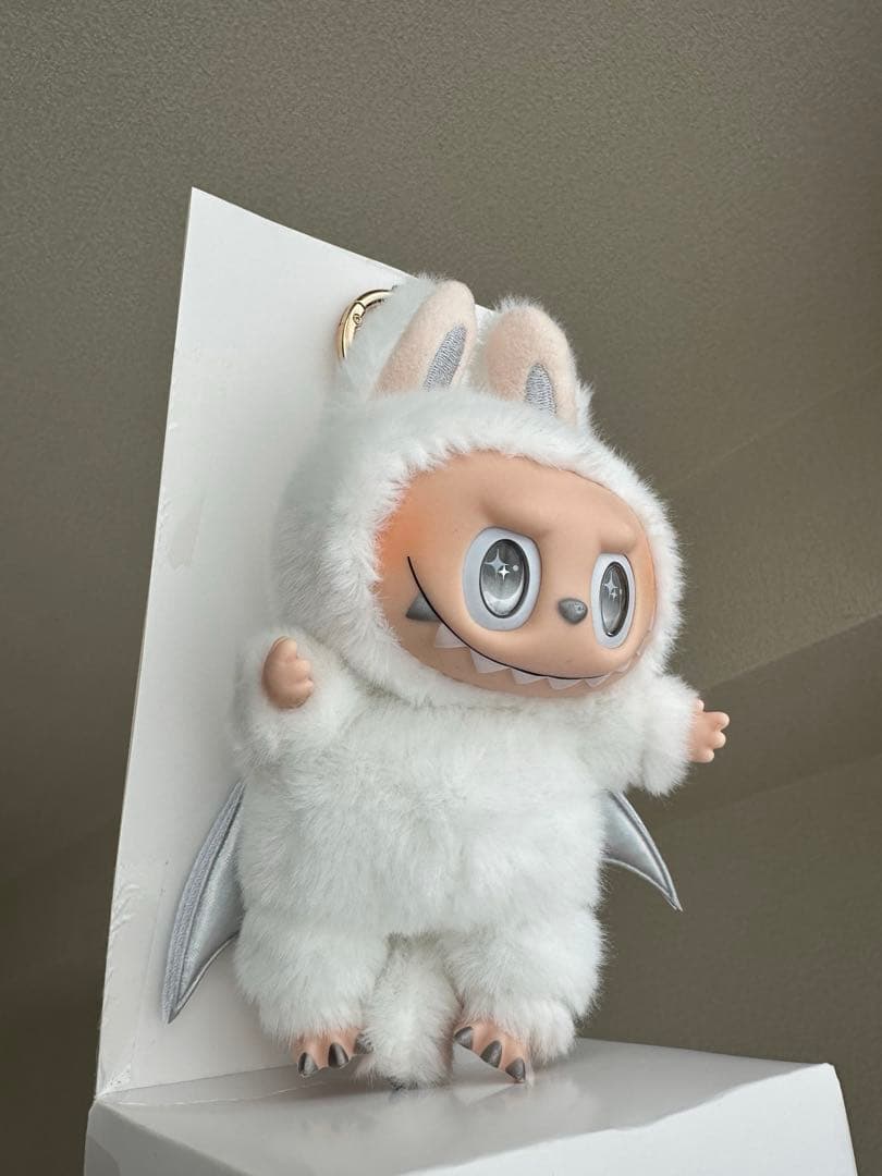 大人気Labubu ZIMOMO ラブブ Angel ホワイト ドラゴン ジモモ