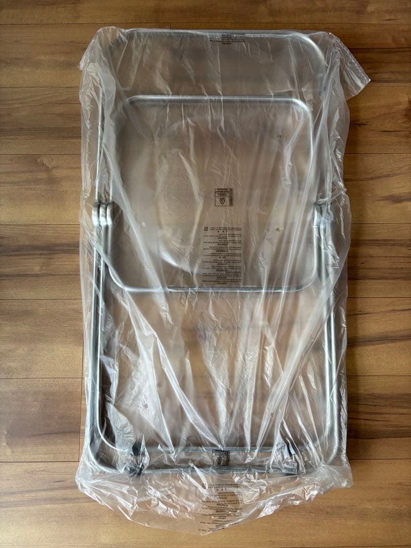 未使用品！Plia chiar クリア折りたたみ椅子