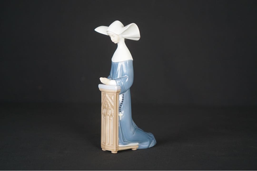 リヤドロ LLADRO 瞑想 5502 修道女 廃版 希少