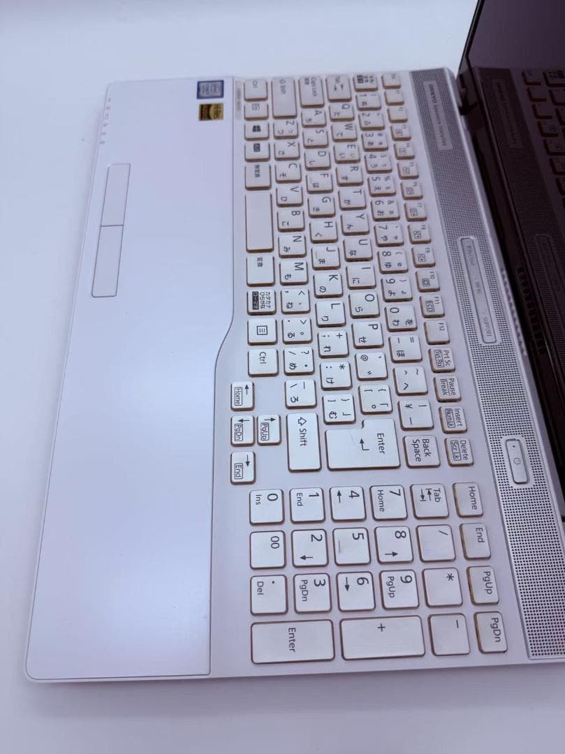超美品 富士通 第8世代i7 32GB SSD+HDD Office付き