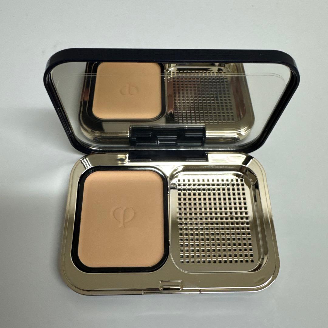 クレドポーボーテ タンプードルエクラⅡ オークル00 未開封スポンジ付き