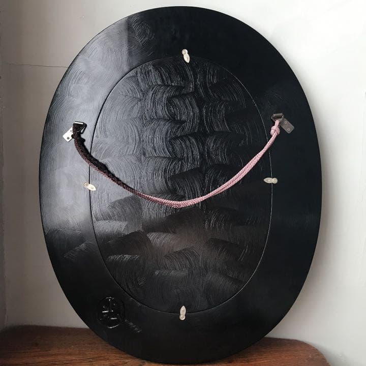 壁掛け鏡 木製 漆 花 彫刻 オーバル 楕円 和 工芸　ミラー