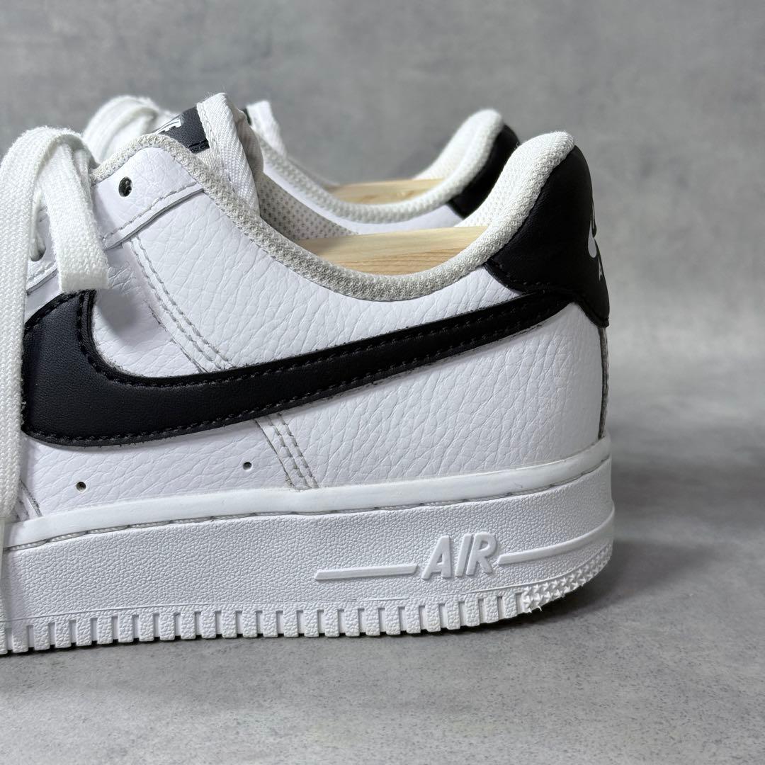 ナイキ エアフォース1 NIKE ホワイト ブラック 白黒 人気 24cm